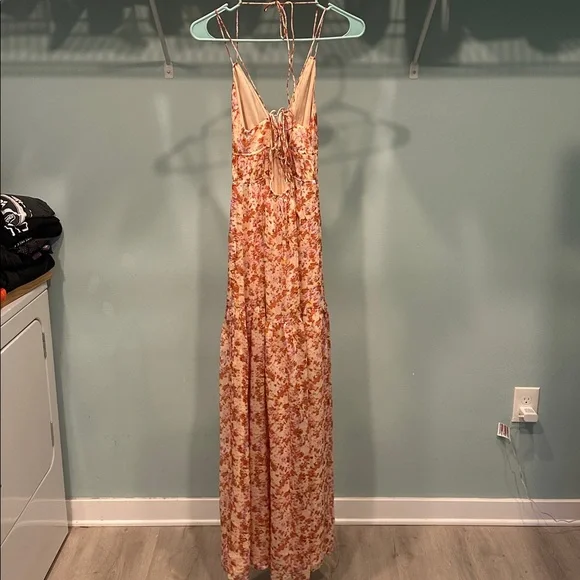 ASTR the label Backless Floral Dress in Orange and Cream - Picture 7 of 7